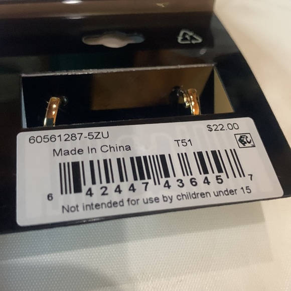 New ANNE KLEIN Gold-Tone Small Crystal Hoop Earrings - Picture 4 of 4